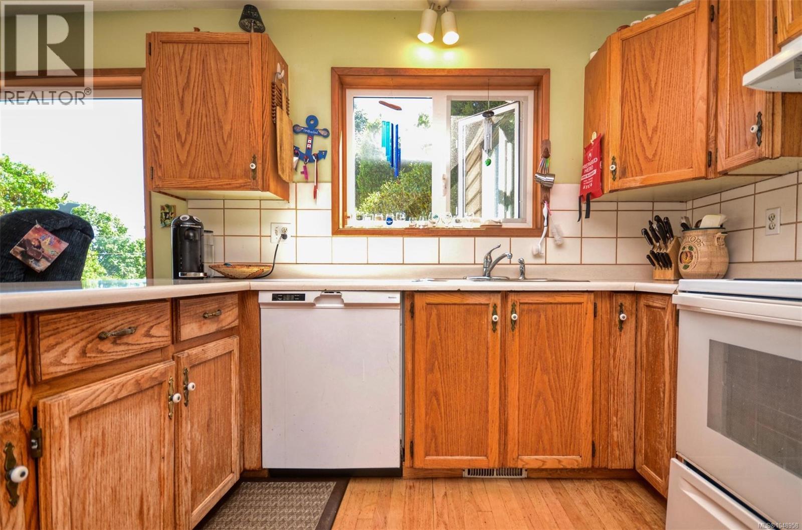 6972 Sea Lion Way - Image 34