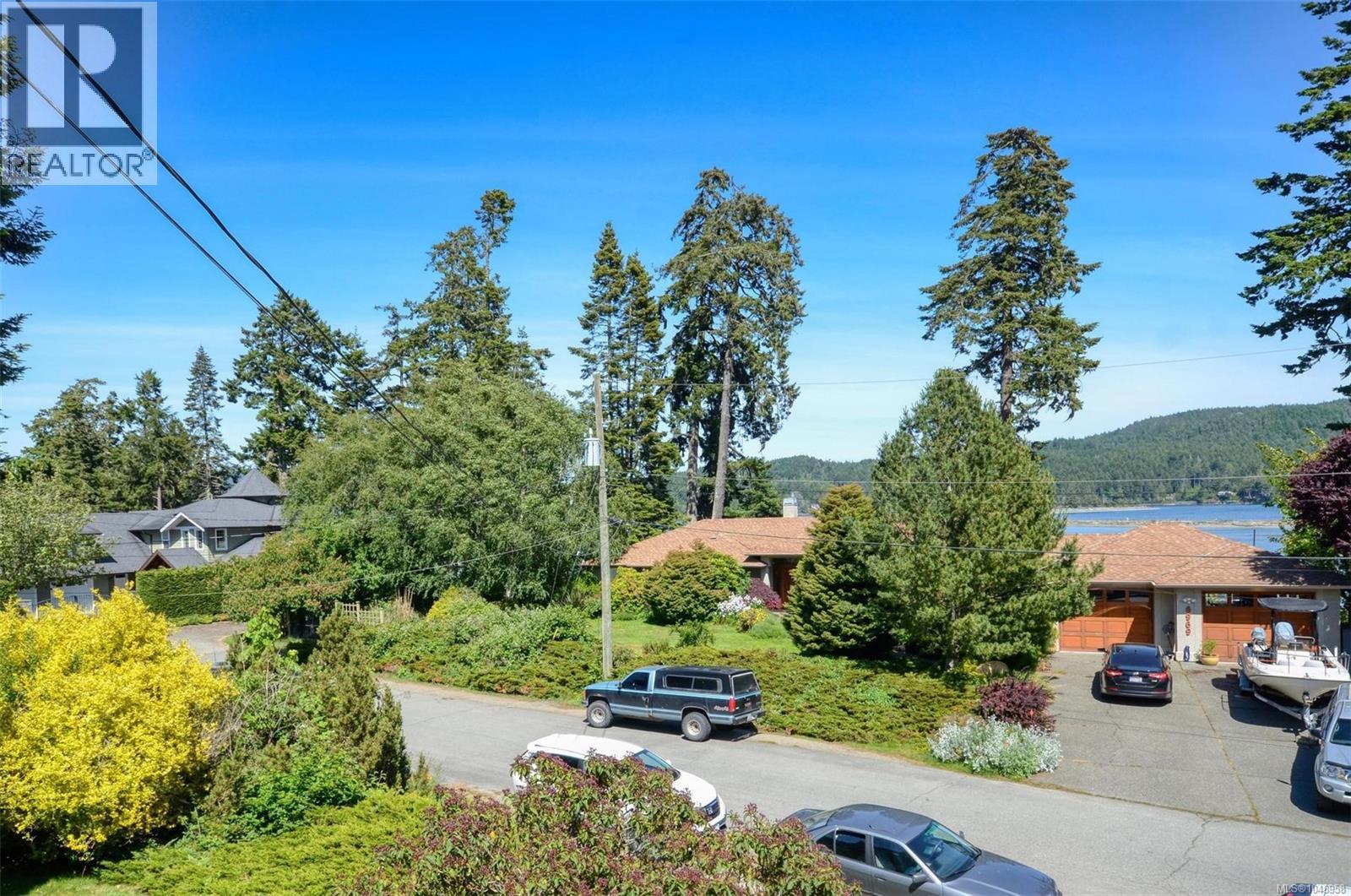 6972 Sea Lion Way - Image 40
