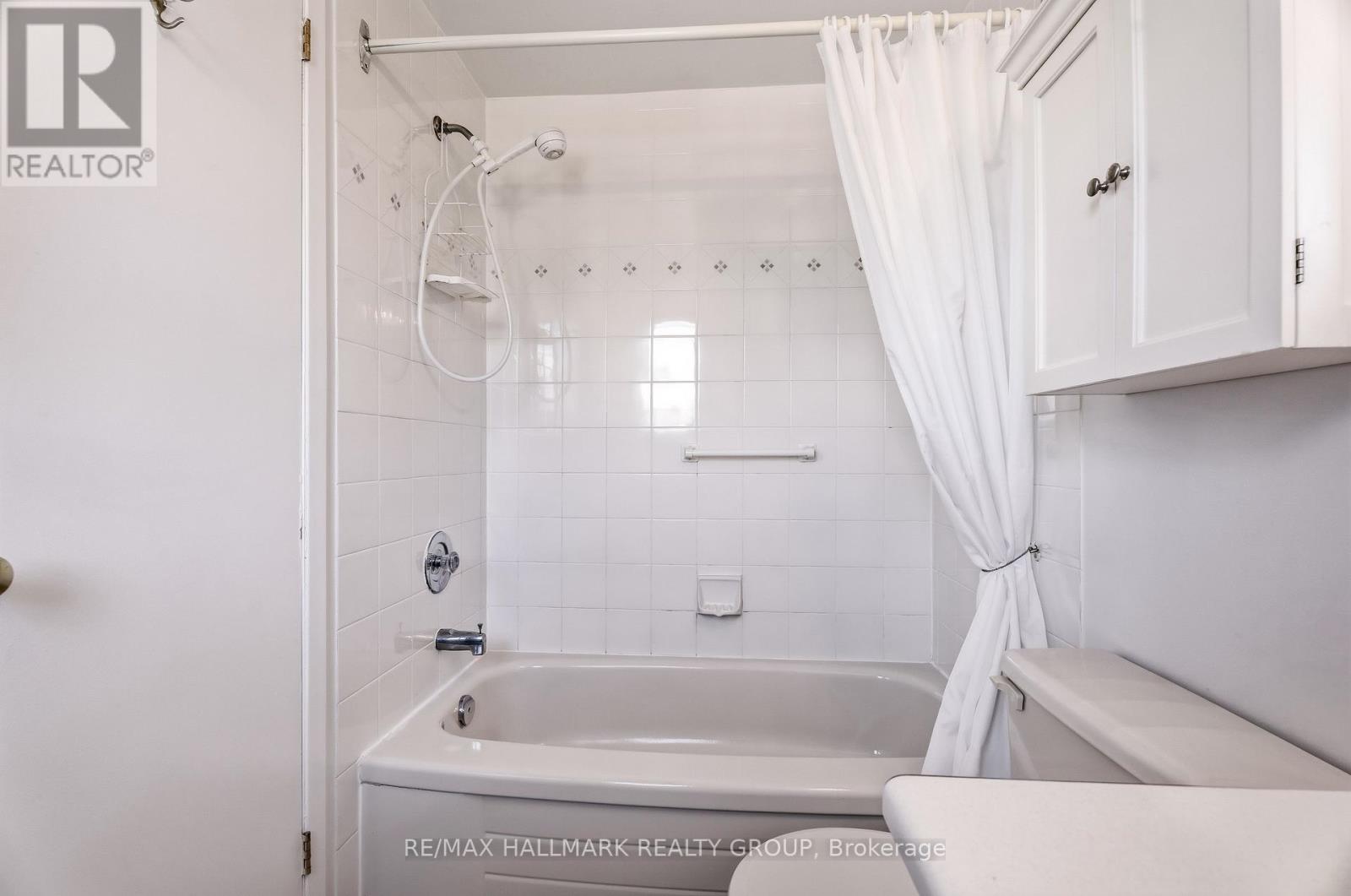 154 PRESLAND ROAD - 35