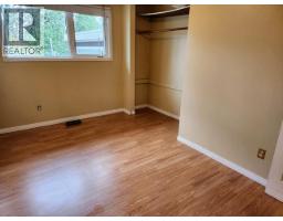 26 Ogilvie Cres, Faro, YT Y0B1K0 Photo 11