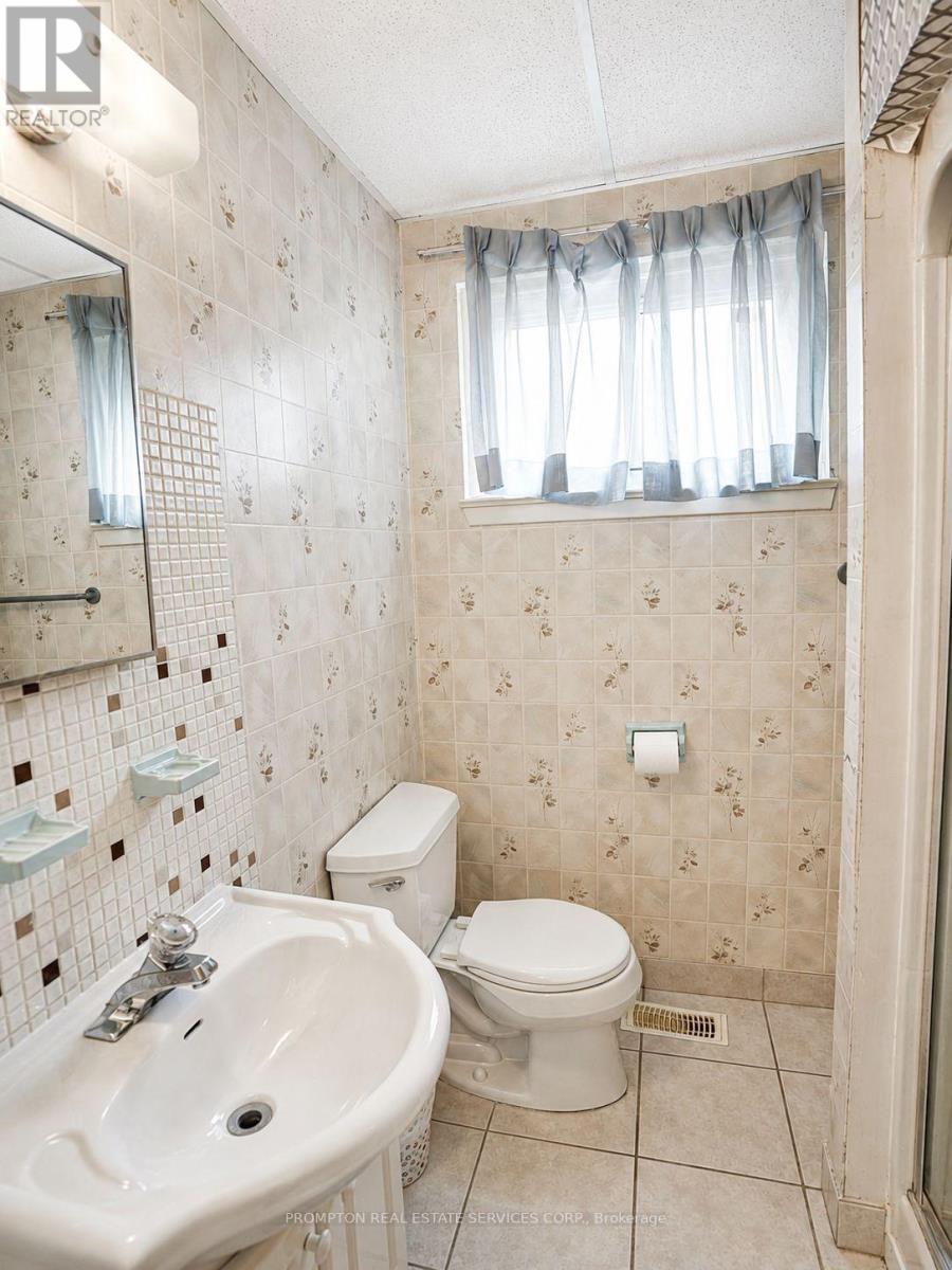 25 LEHAR CRESCENT - 15
