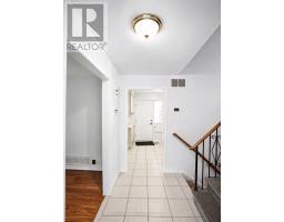 25 Lehar Crescent, Toronto, ON M2H1J4 Photo 9
