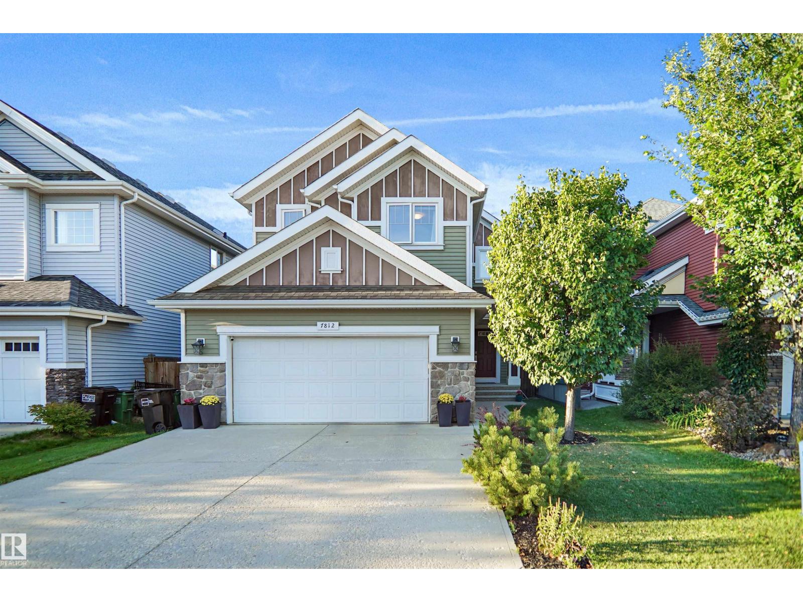 7812 18 AV SW - 1