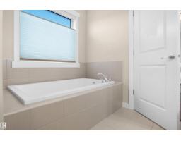 7812 18 Av Sw, Edmonton, AB T6X0V3 Photo 40