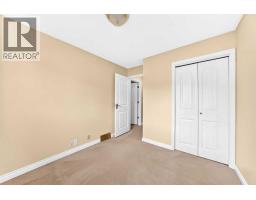 136 Midlawn Close Se, Calgary, AB T2X1A8 Photo 23