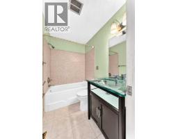 136 Midlawn Close Se, Calgary, AB T2X1A8 Photo 25