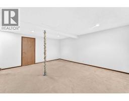 136 Midlawn Close Se, Calgary, AB T2X1A8 Photo 33