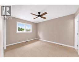 136 Midlawn Close Se, Calgary, AB T2X1A8 Photo 15