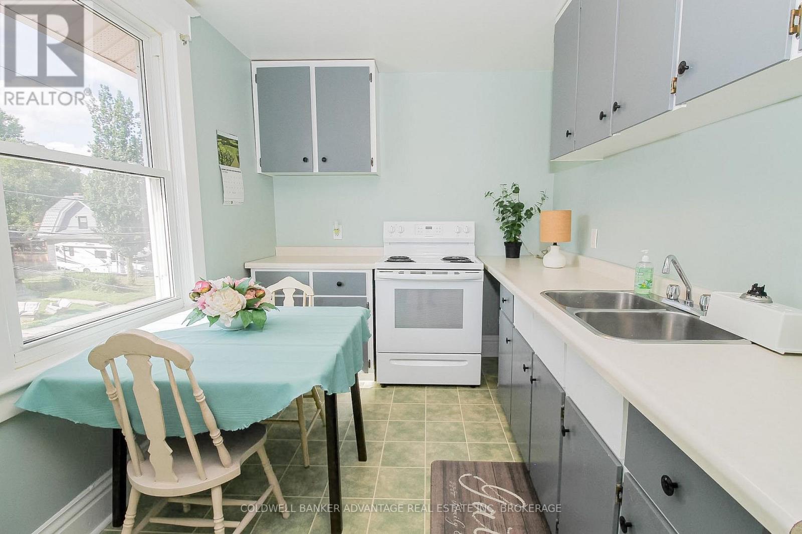 4859 WILLMOTT STREET - Image 30