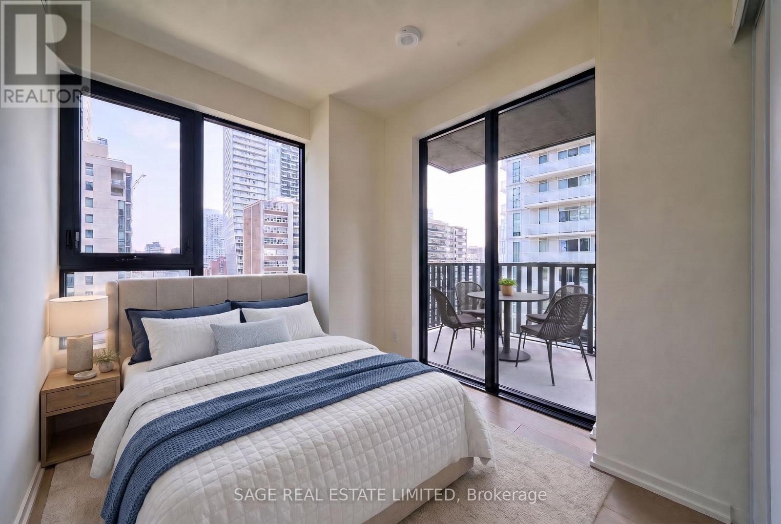 #1508 109 ERSKINE AVENUE - 14
