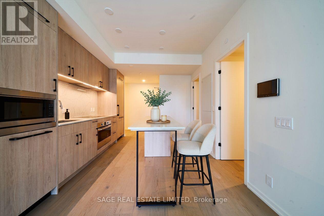 #1508 109 ERSKINE AVENUE - 4
