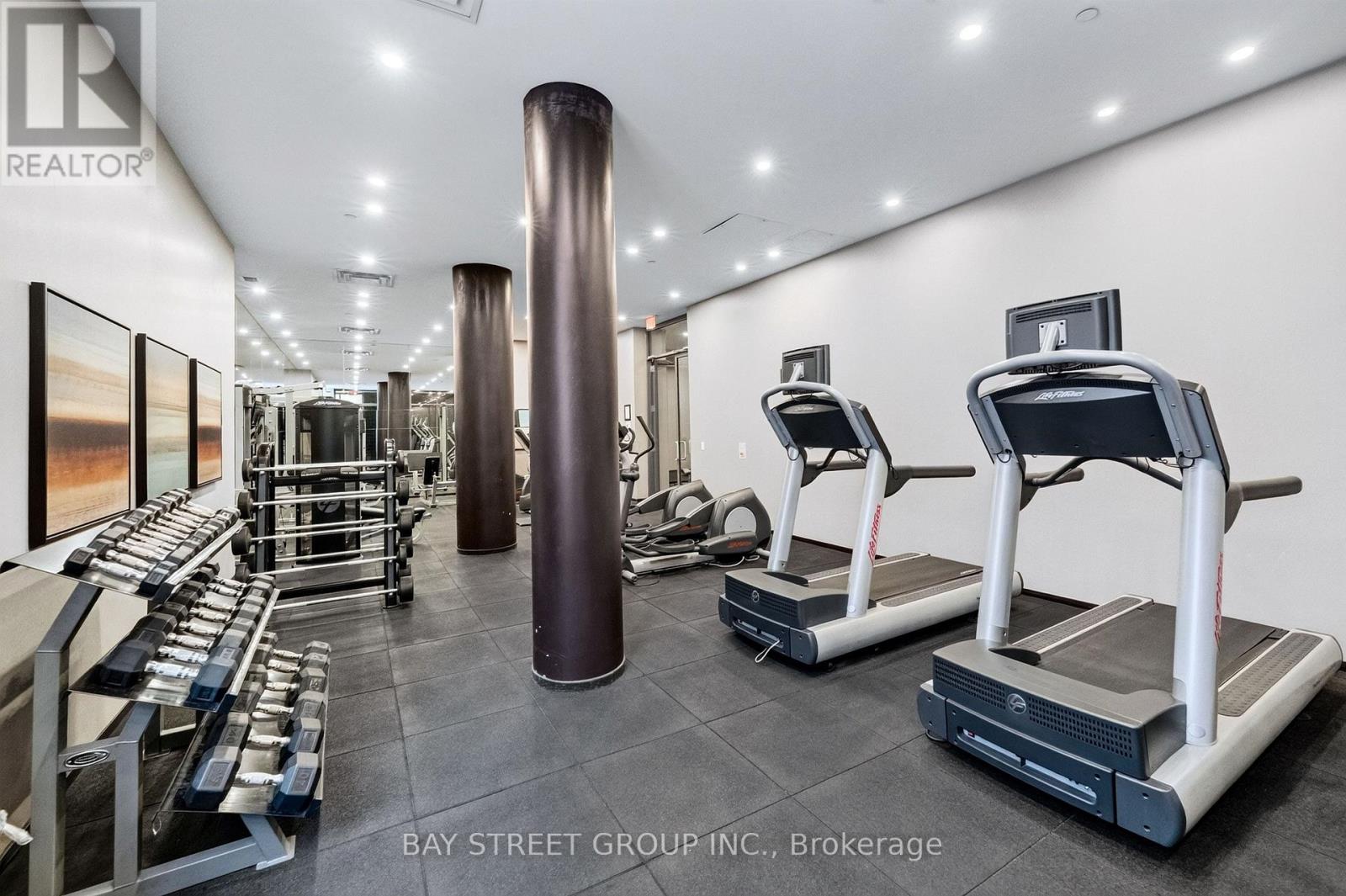 #709 770 BAY STREET - Image 27