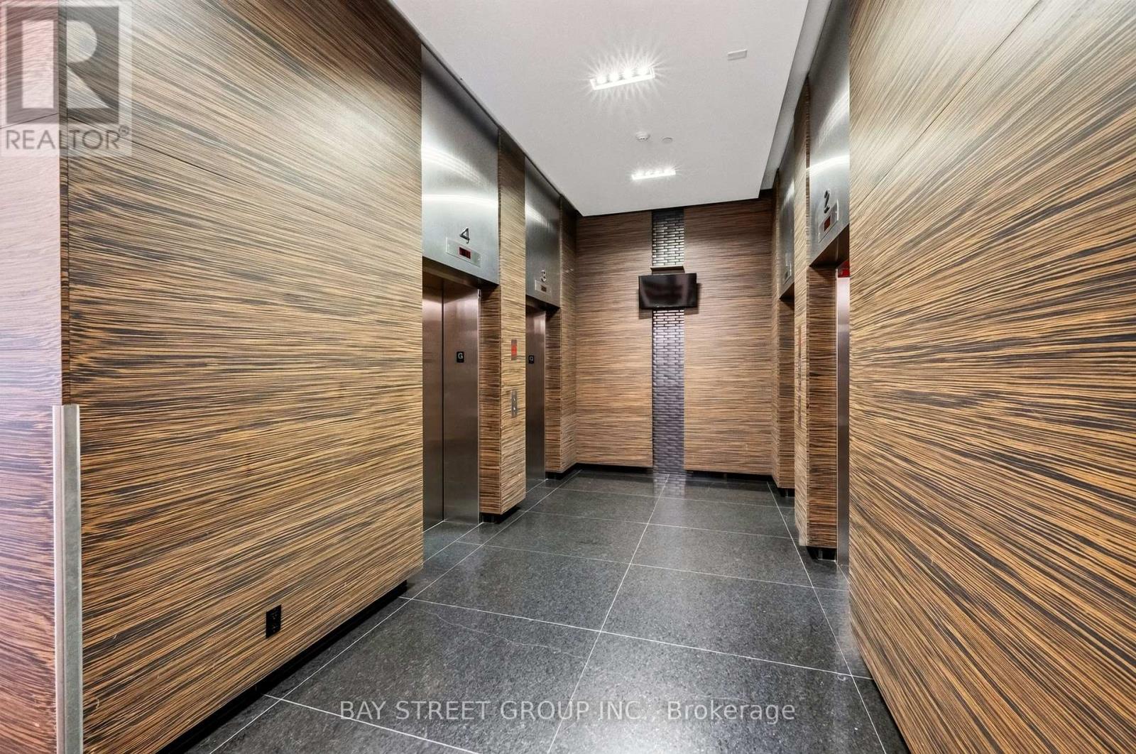 #709 770 BAY STREET - Image 35