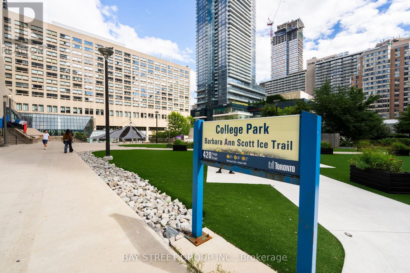 #709 770 BAY STREET - Image 37