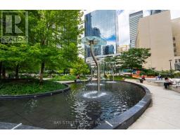 709 - 770 Bay Street, Toronto, ON M5G0A6 Photo 26