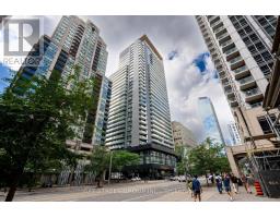 709 - 770 Bay Street, Toronto, ON M5G0A6 Photo 31