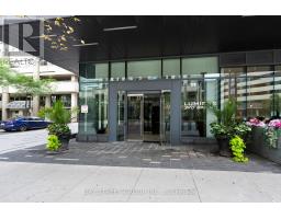 709 - 770 Bay Street, Toronto, ON M5G0A6 Photo 32
