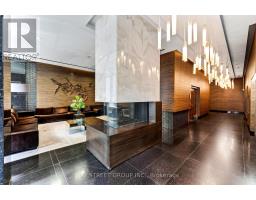 709 - 770 Bay Street, Toronto, ON M5G0A6 Photo 33