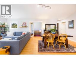 303 1528 Bowser Avenue, North Vancouver, BC V7P2Y3 Photo 11