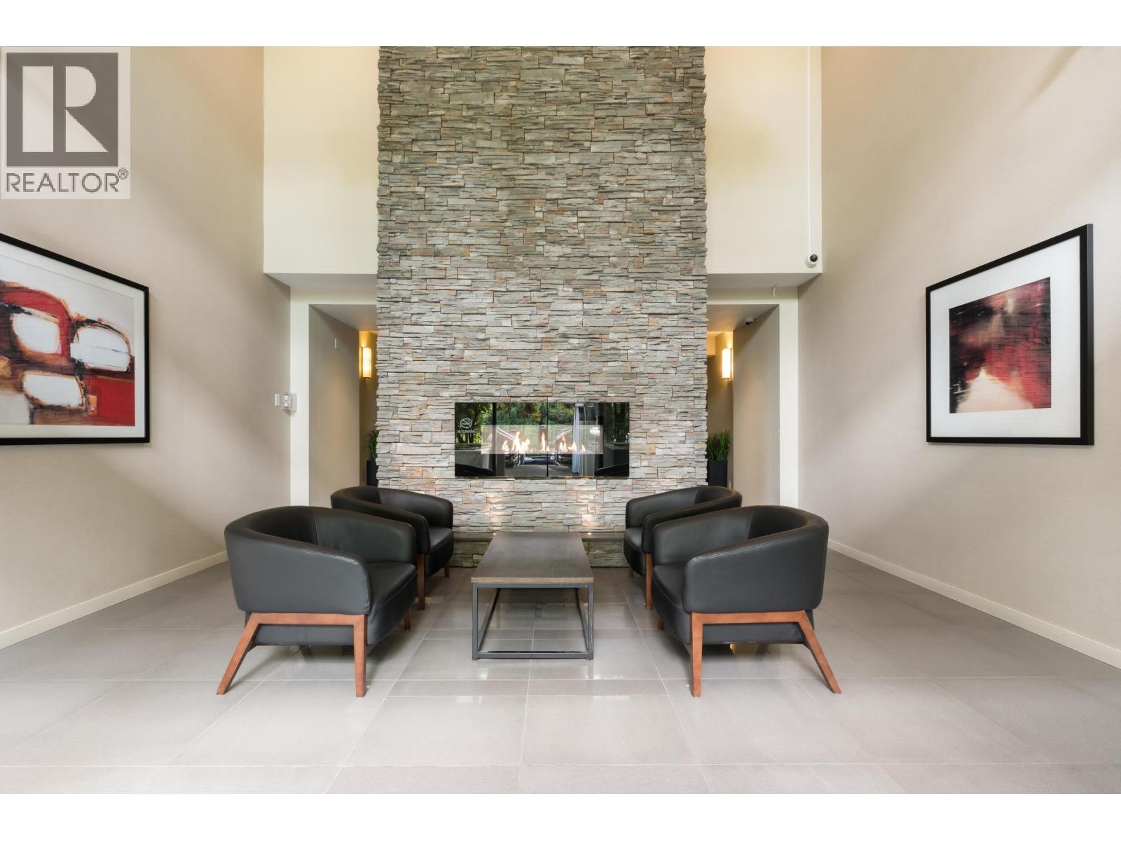 101 617 SMITH AVENUE, Coquitlam