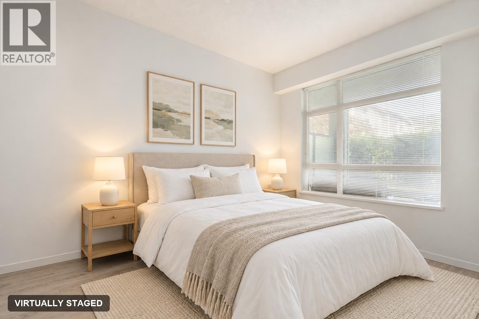 101 617 SMITH AVENUE, Coquitlam
