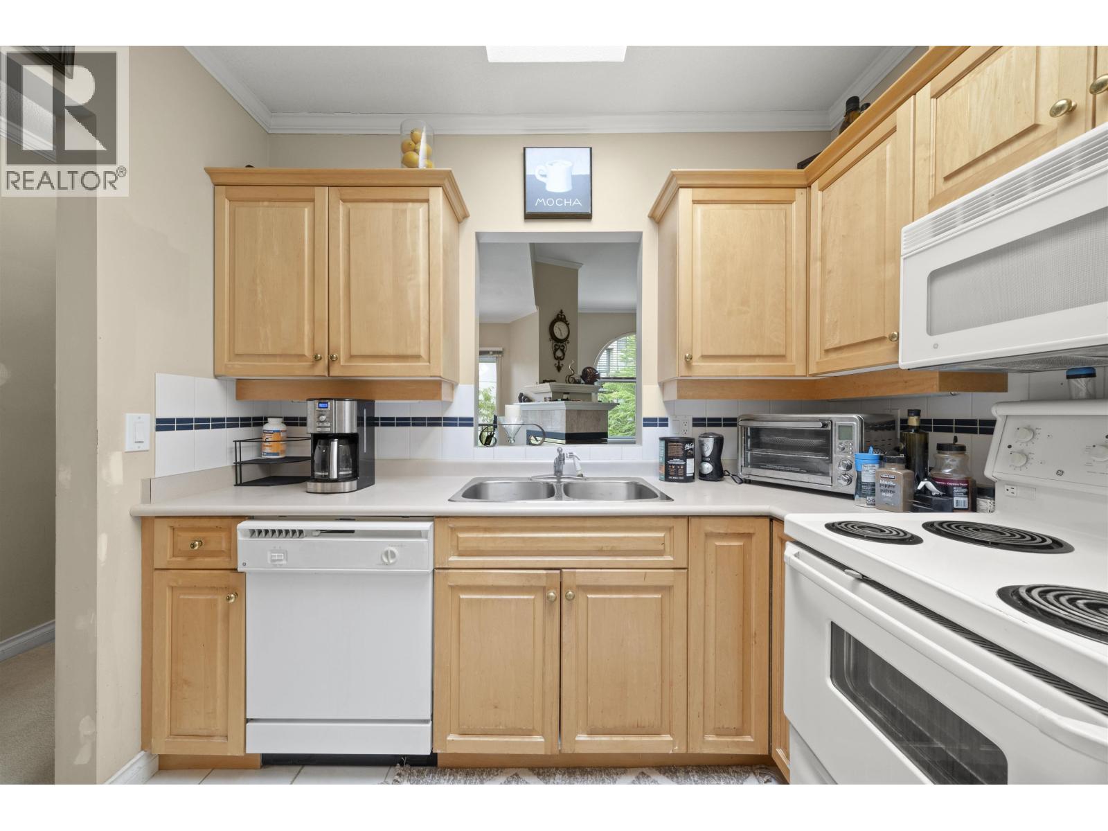423 1185 PACIFIC STREET, Coquitlam