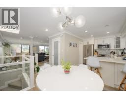 3201 Lonsdale Avenue, North Vancouver, BC V7N4G8 Photo 13