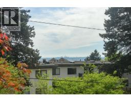 3201 Lonsdale Avenue, North Vancouver, BC V7N4G8 Photo 36