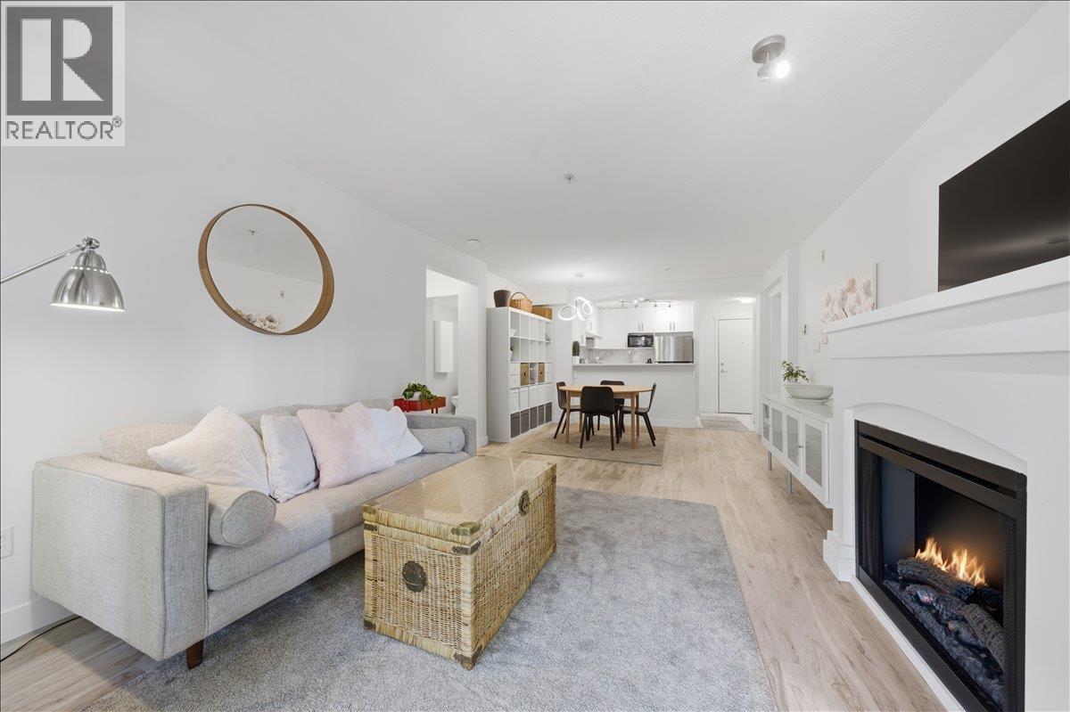 310 2966 SILVER SPRINGS BOULEVARD, Coquitlam