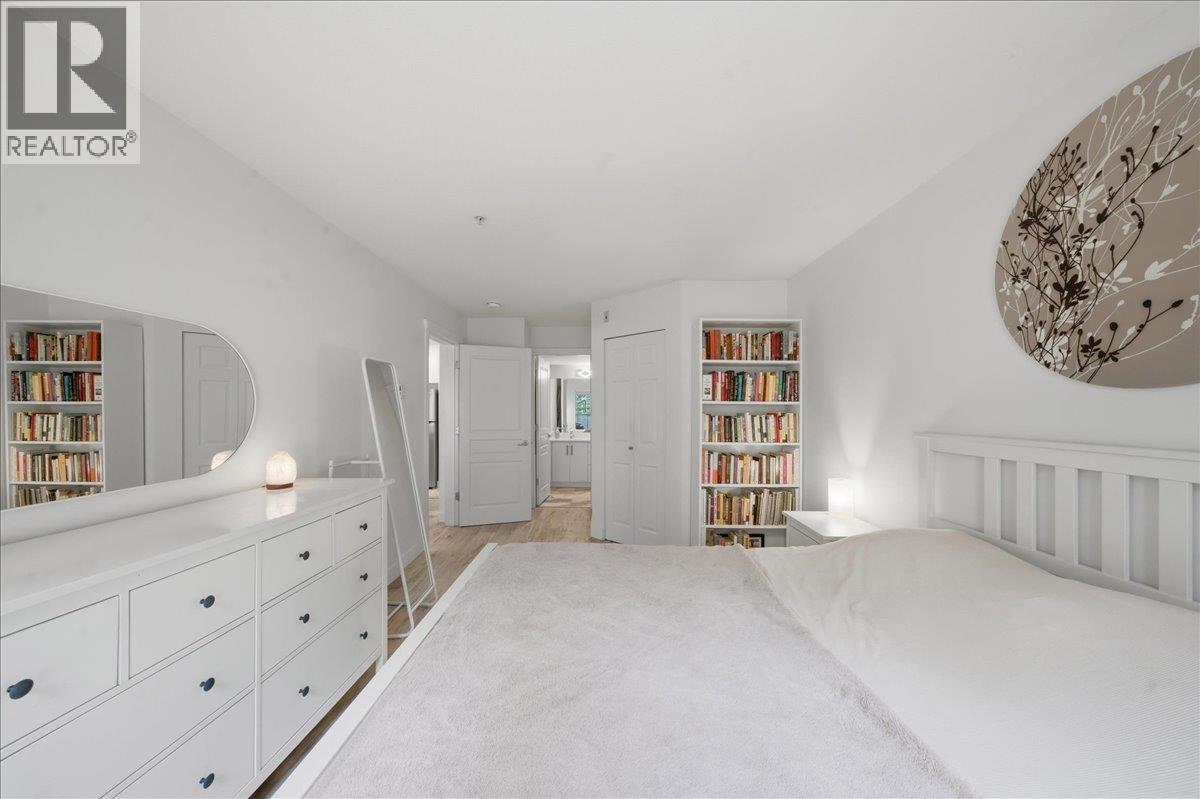 310 2966 SILVER SPRINGS BOULEVARD, Coquitlam