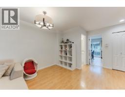 3 22788 Norton Court, Richmond, BC V6V2W7 Photo 6