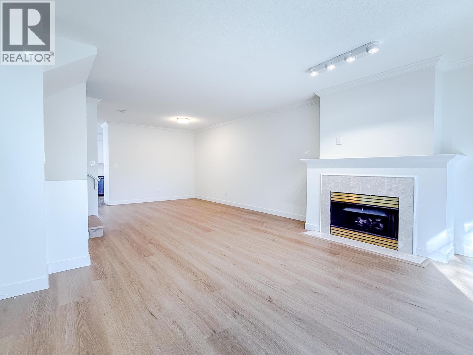 37 12871 JACK BELL DRIVE, Richmond