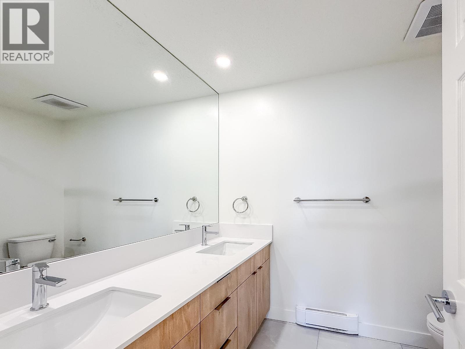 37 12871 JACK BELL DRIVE, Richmond