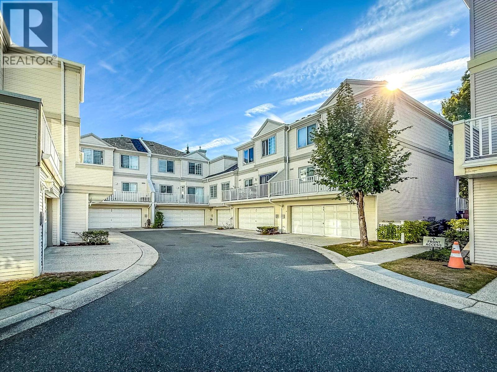 37 12871 JACK BELL DRIVE, Richmond