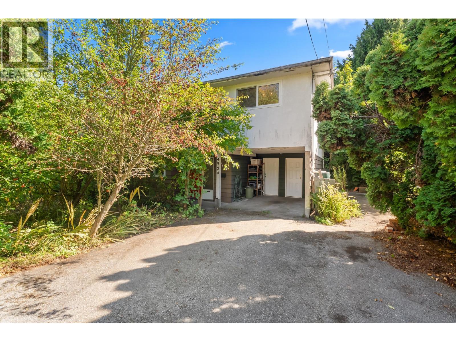 4924 45 AVENUE, Delta