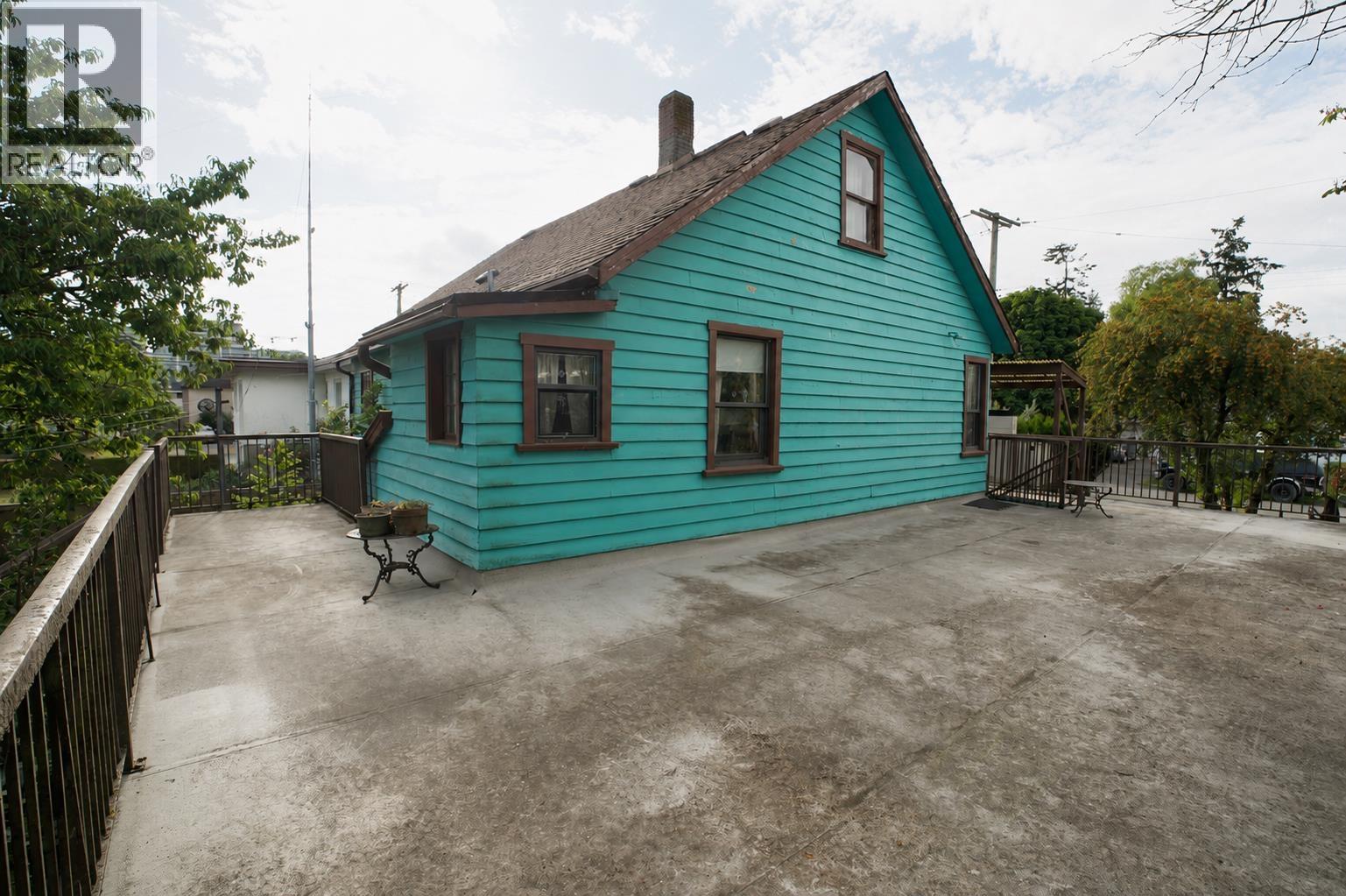 9400 PATTERSON ROAD, Richmond