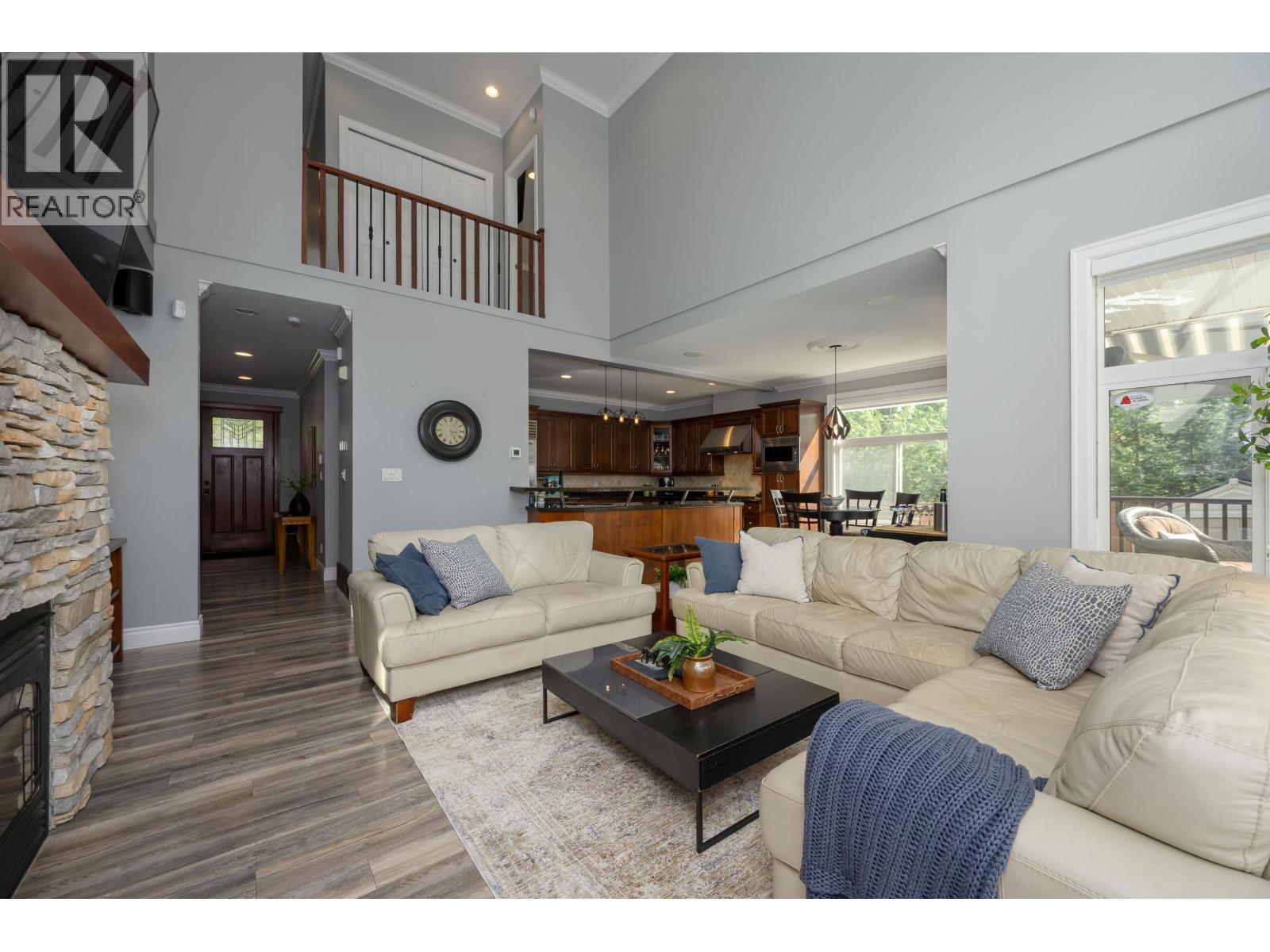 2915 FERN DRIVE, Anmore