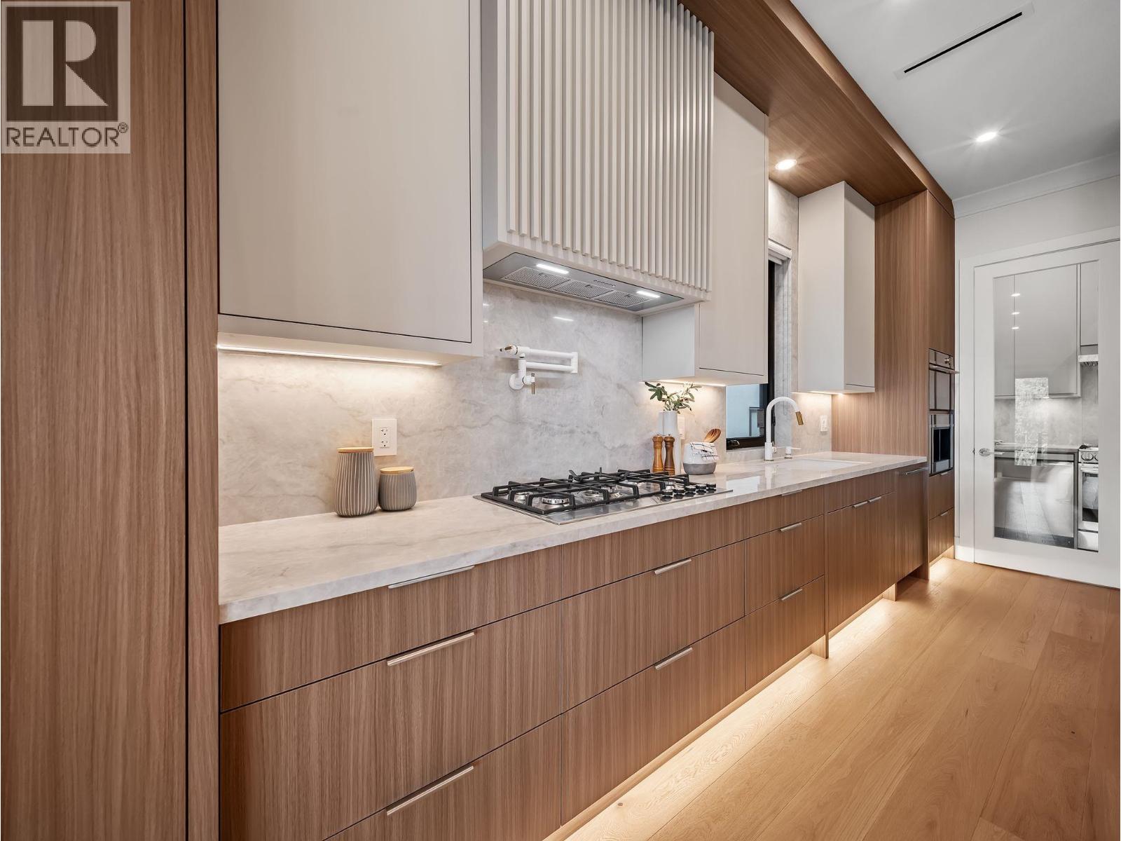 6174 MALVERN AVENUE, Burnaby