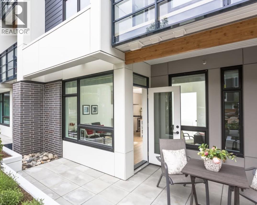 107 3018 ST GEORGE STREET, Port Moody