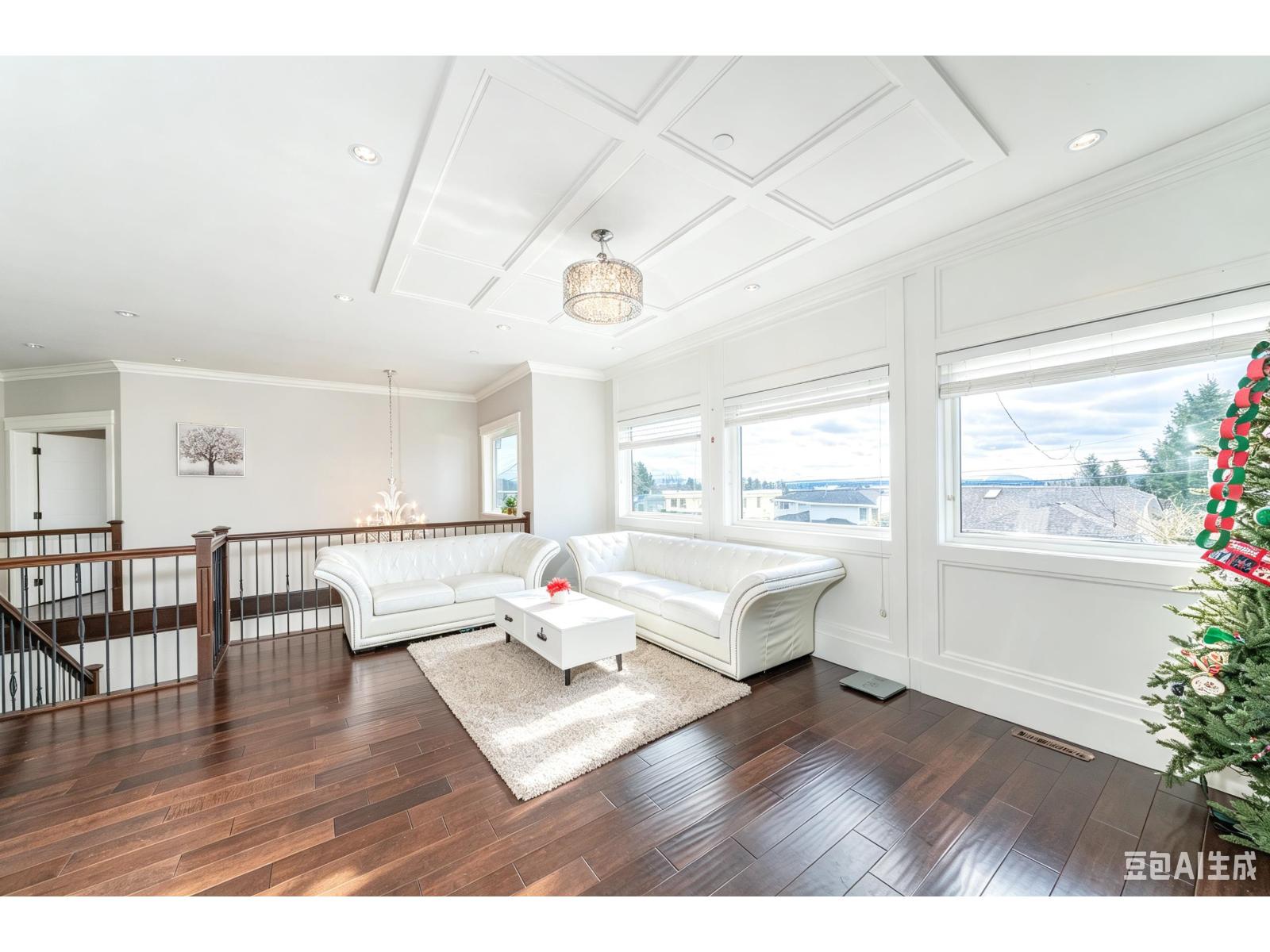 15807 BUENA VISTA AVENUE, White Rock
