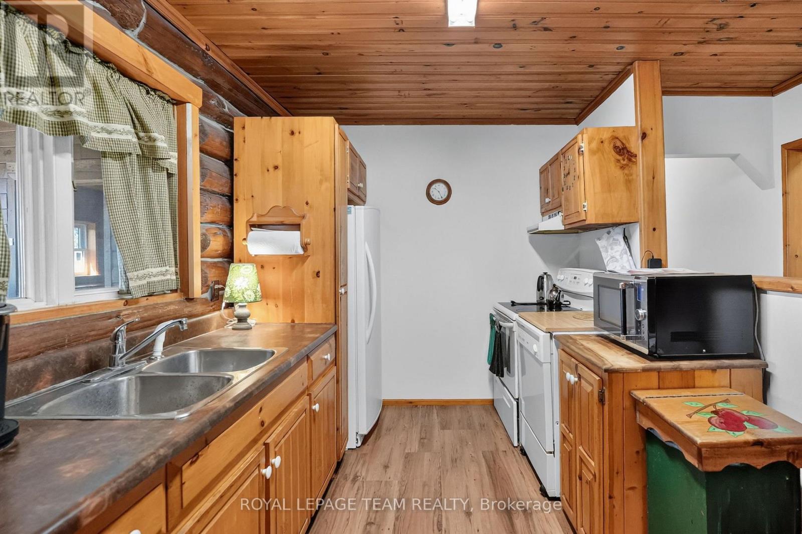112 LATOURELL ROAD - Image 15