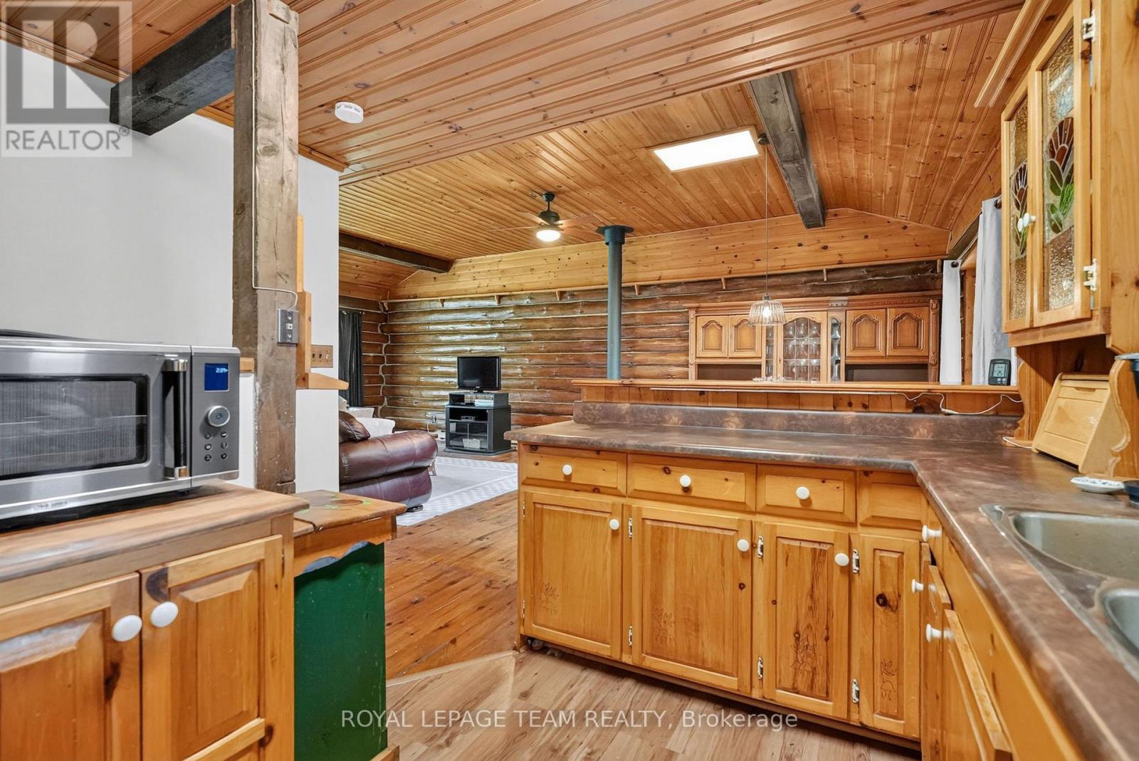 112 LATOURELL ROAD - Image 19