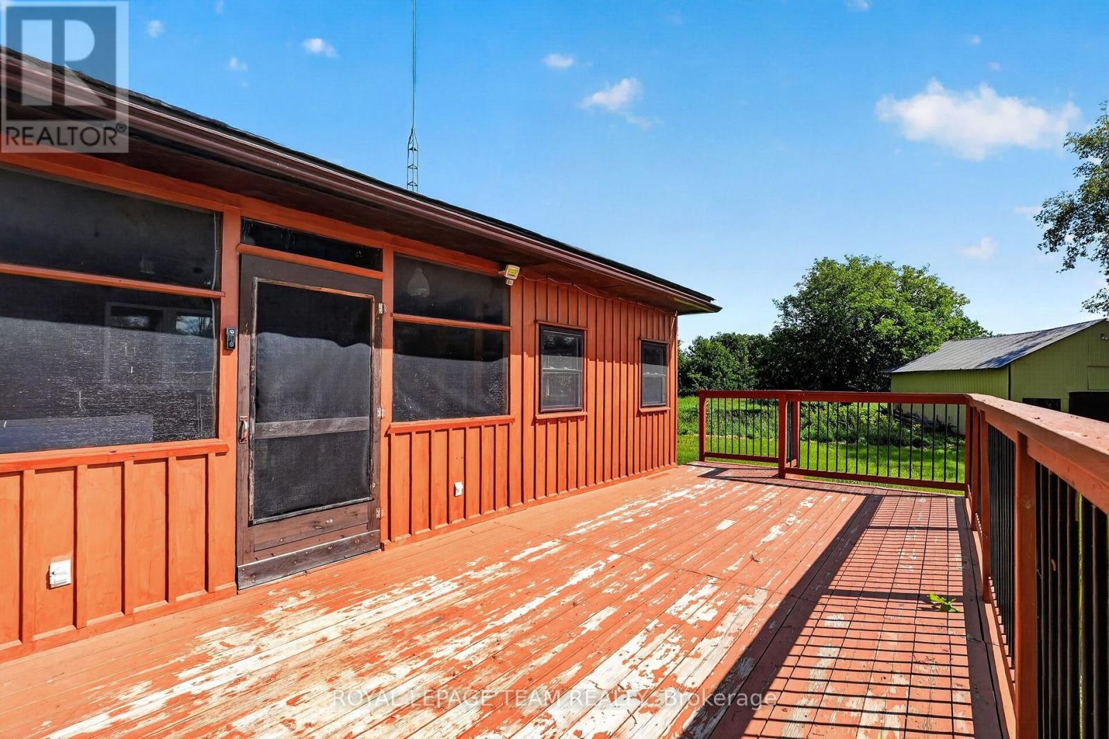 112 LATOURELL ROAD - Image 36
