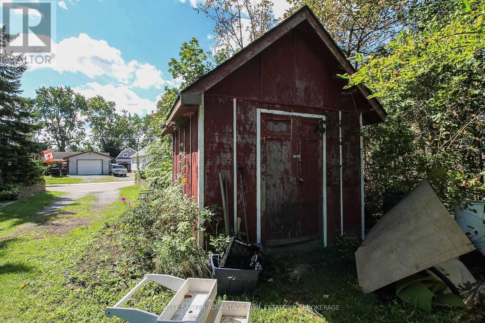 67 ROSS STREET - 27