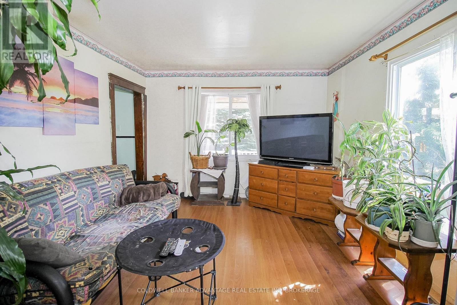 67 ROSS STREET - 6