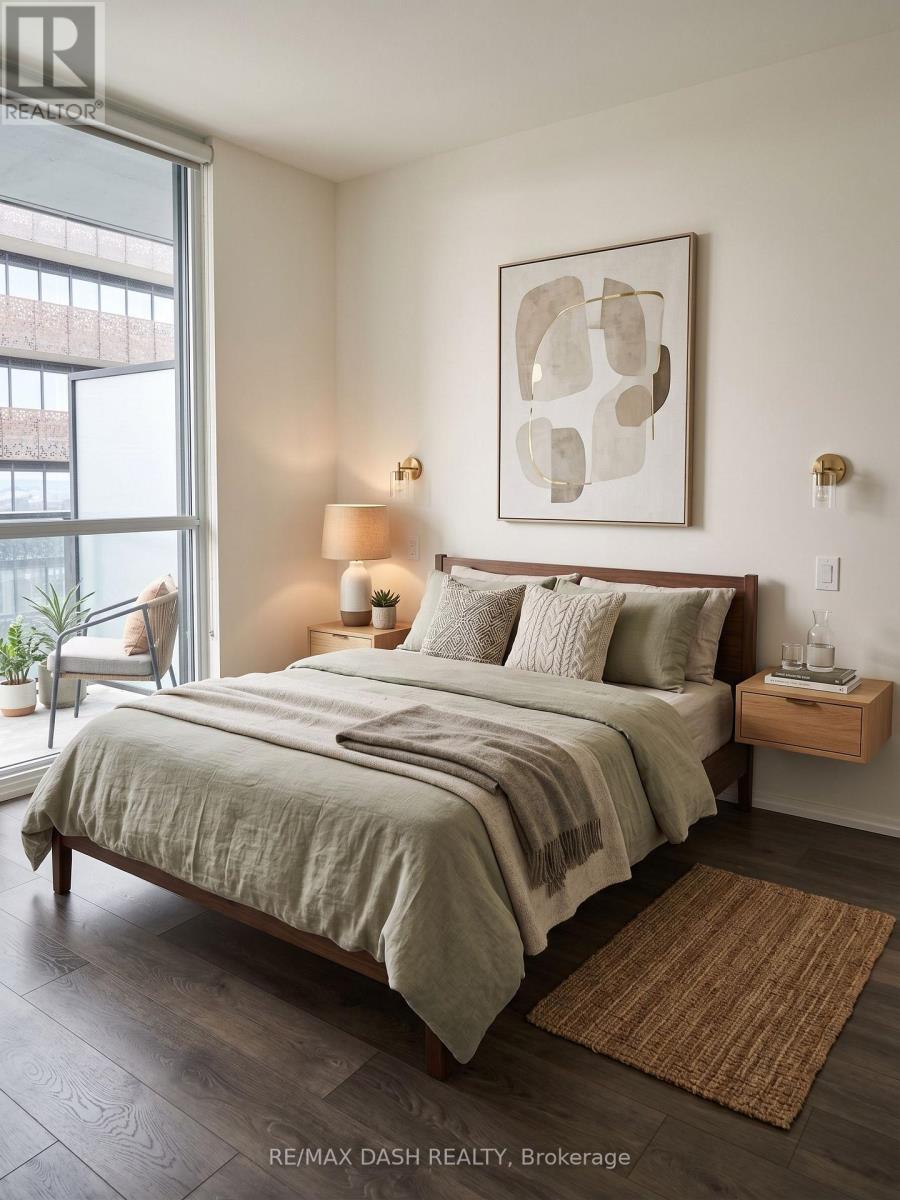 #4811 45 CHARLES STREET E - 1