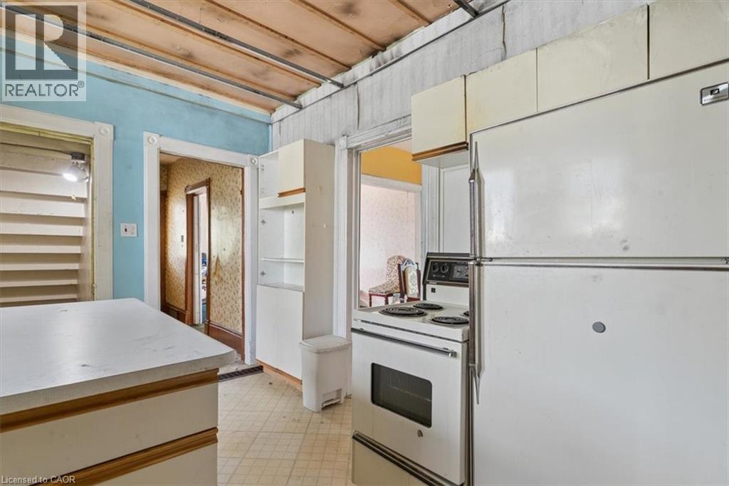 427 DUKE Street W - Image 6