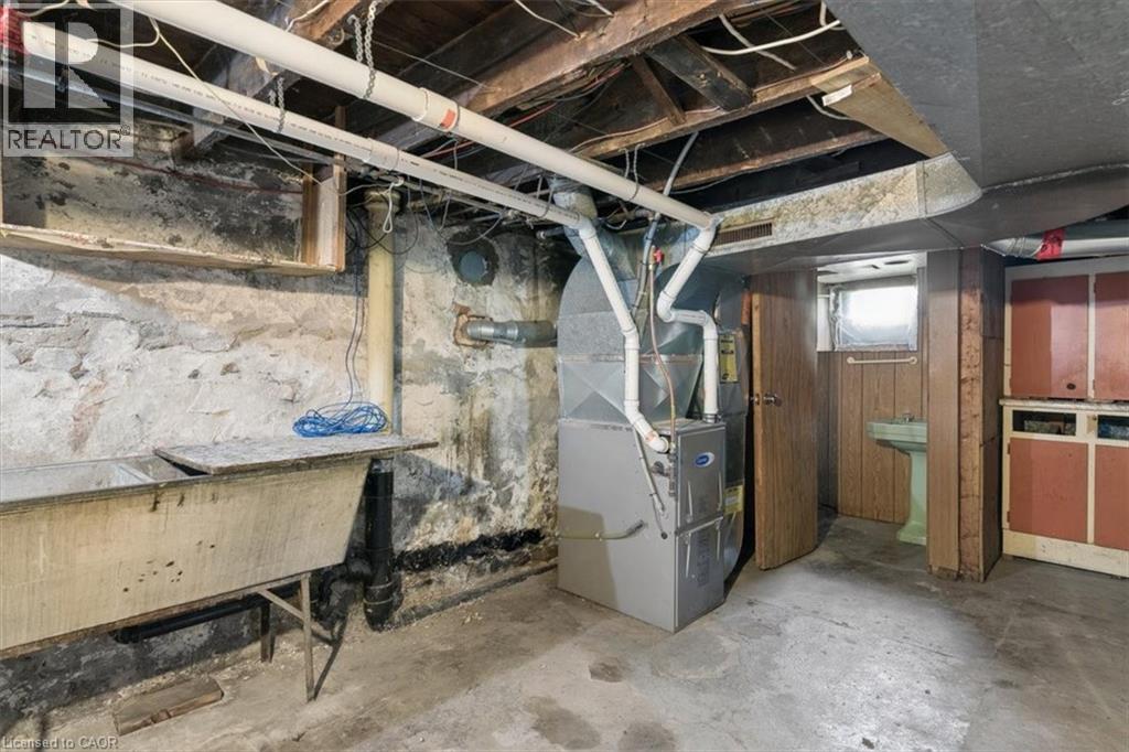 427 DUKE Street W - Image 23