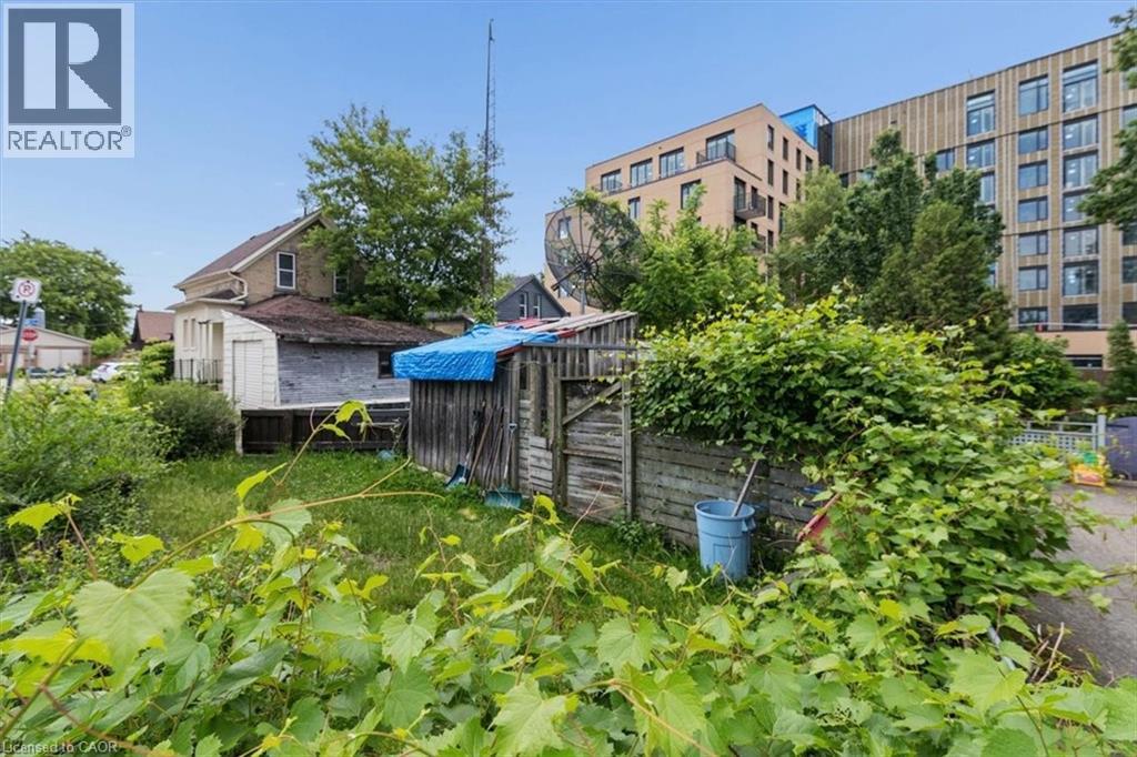 427 DUKE Street W - Image 36