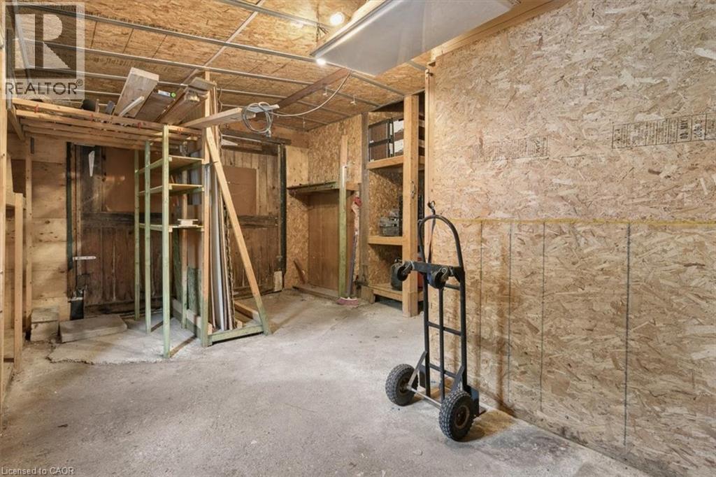 427 DUKE Street W - Image 27